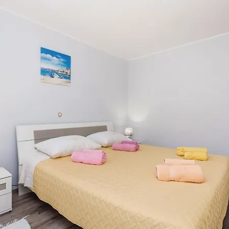 Apartman Viskovo-opatija 4* Viskovo