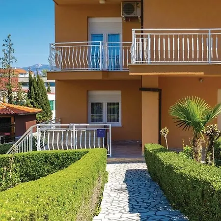 Apartman Viskovo-opatija 4* Апартаменты